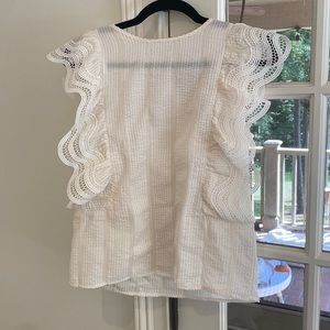 Flutter sleeve top
